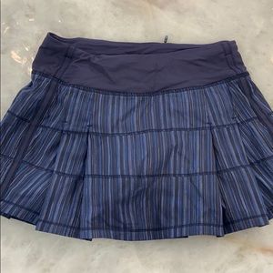 Blue patterned lululemon tennis skirt